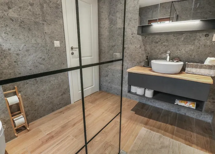 Et Spacieux Moderne 木屋 *