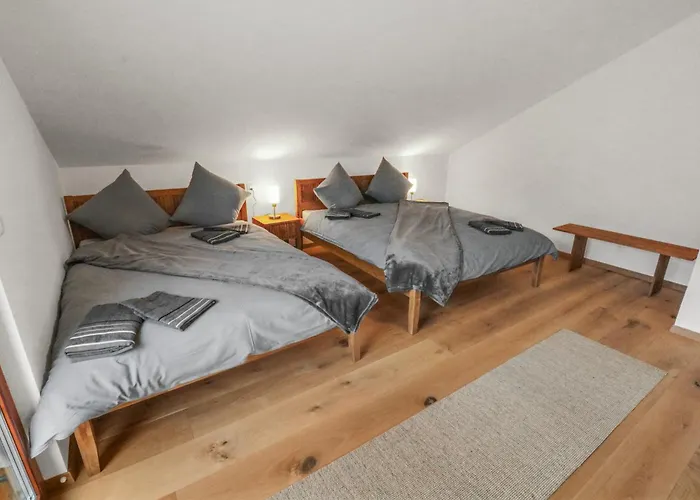 Et Spacieux Moderne Cergnat